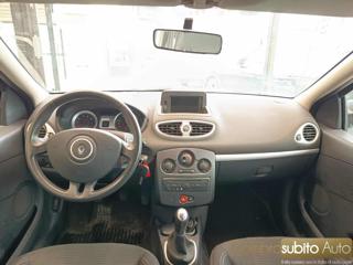 RENAULT Clio usata 23