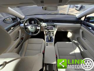 VOLKSWAGEN Passat Variant usata, con Cruise Control