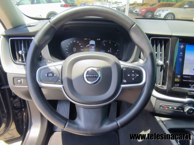 VOLVO XC60 usata 16
