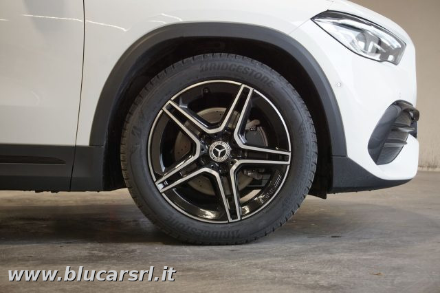 MERCEDES-BENZ GLA 200 usata 28