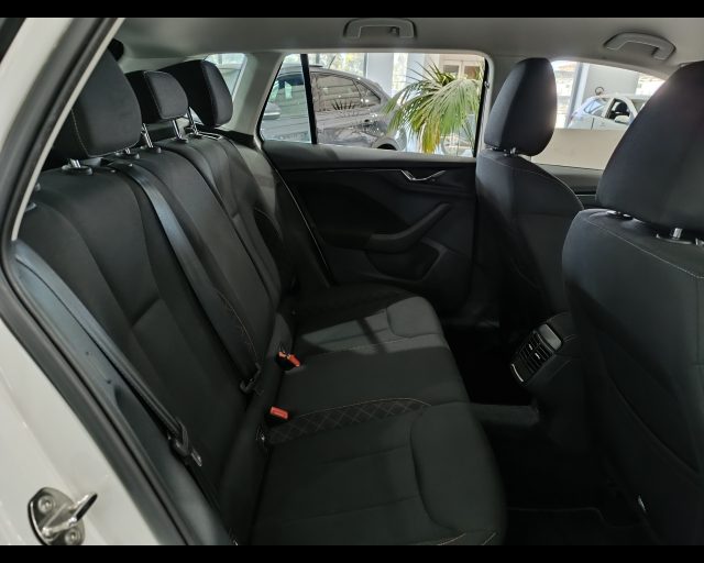 SKODA Kamiq usata, con Cruise Control