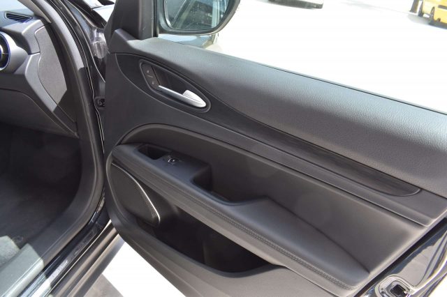 ALFA ROMEO Stelvio usata, con Cerchi in lega