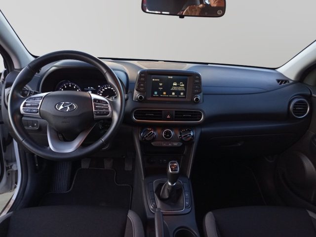 HYUNDAI Kona usata, con Sensori di parcheggio posteriori