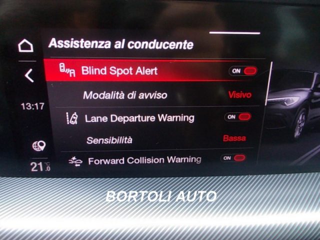 ALFA ROMEO Stelvio usata, con Park Distance Control