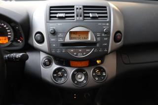 TOYOTA RAV 4 usata, con Sedili sportivi