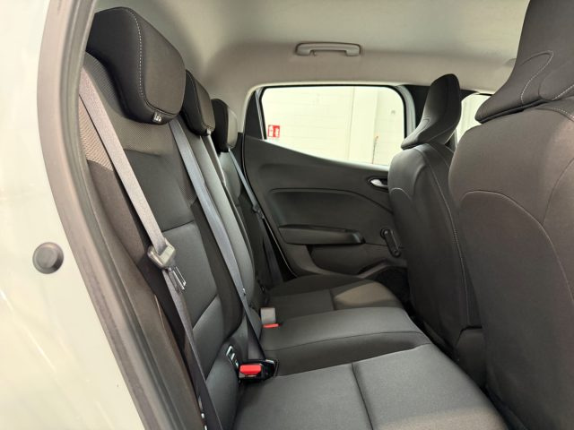 RENAULT Clio usata 26