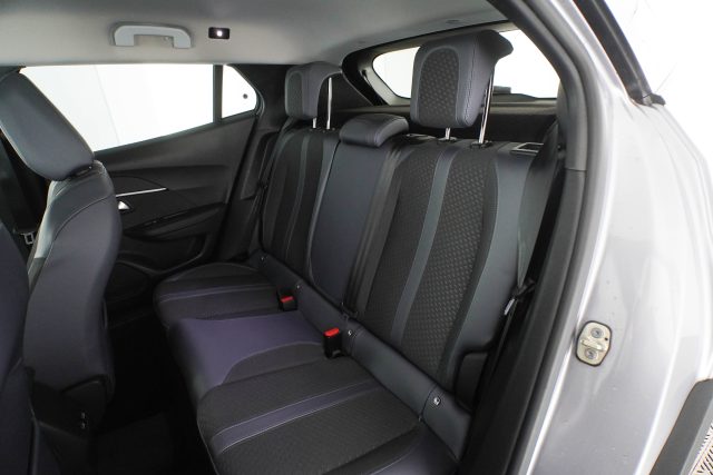 PEUGEOT 2008 usata 9