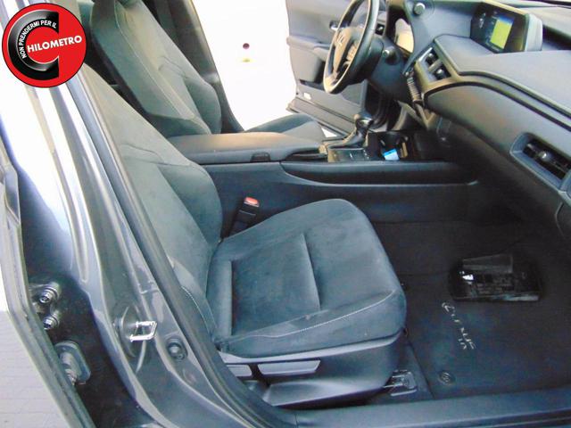LEXUS UX 250h usata, con Cruise Control