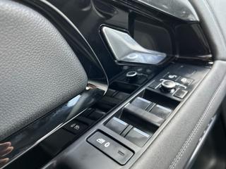 LAND ROVER Range Rover Evoque usata, con Sedile posteriore sdoppiato