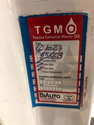 TOYOTA Yaris usata 20