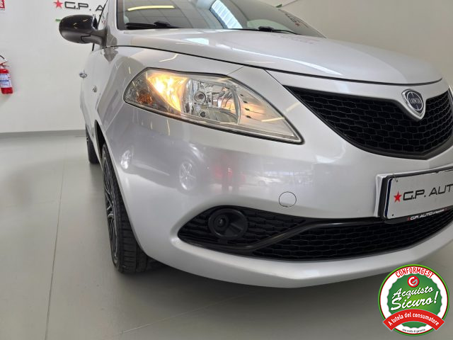 LANCIA Ypsilon usata 19
