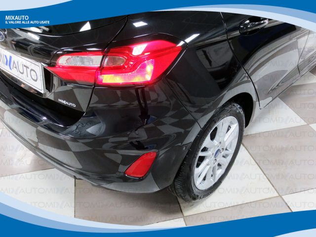 FORD Fiesta usata, con ESP