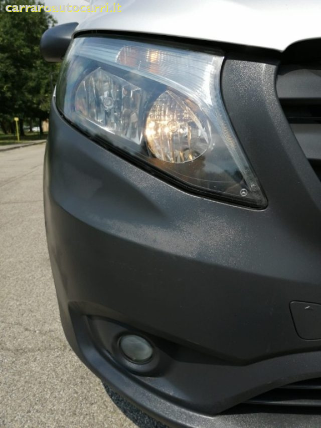 MERCEDES-BENZ Vito usata 29