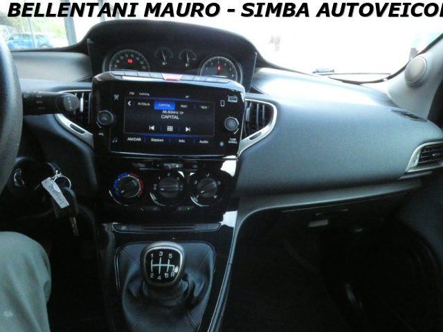 LANCIA Ypsilon usata, con Sensori di parcheggio posteriori