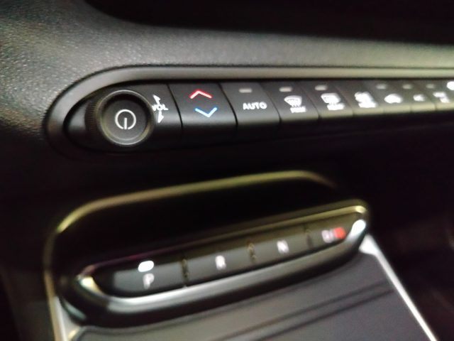 JEEP Avenger usata, con Frenata d