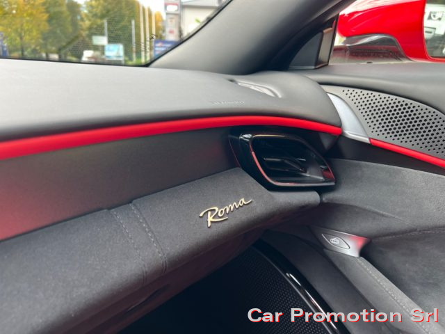 FERRARI Roma usata, con Specchietti laterali elettrici