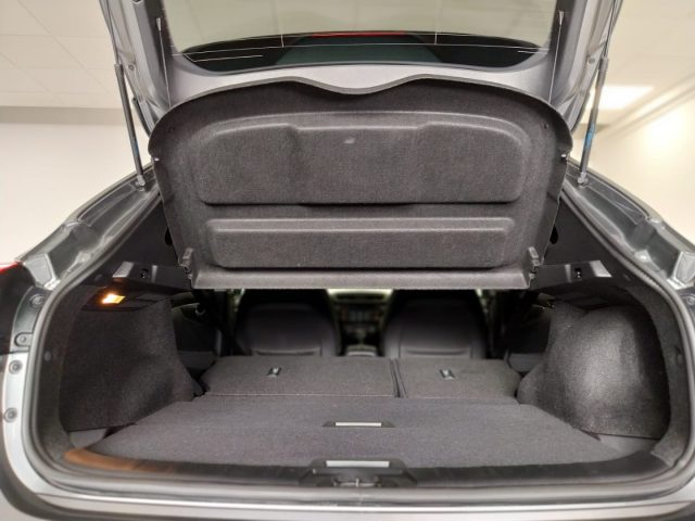 NISSAN Qashqai usata, con Luci diurne LED