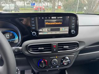 HYUNDAI i10 usata, con Park Distance Control