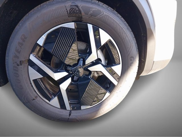 PEUGEOT 2008 usata, con Bluetooth
