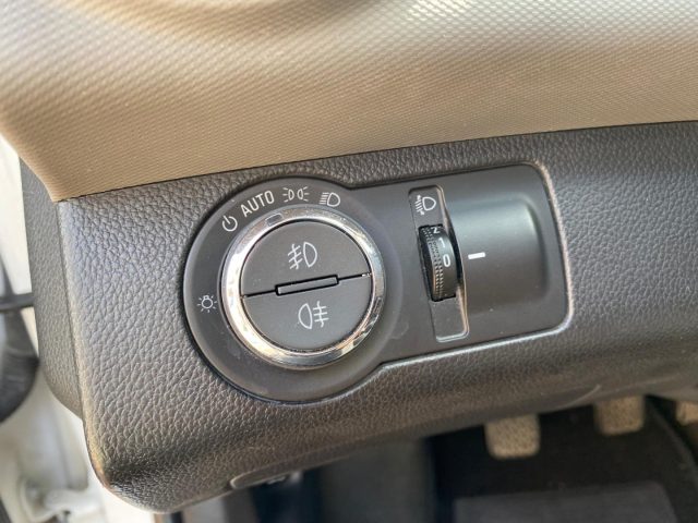 CHEVROLET Aveo usata, con Specchietti laterali elettrici