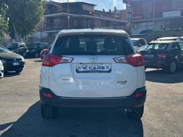 TOYOTA RAV 4 usata, con Alzacristalli elettrici