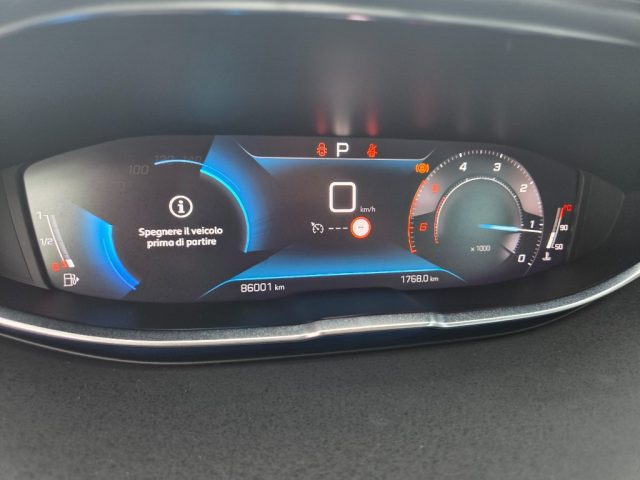 PEUGEOT 3008 usata, con Cruise Control