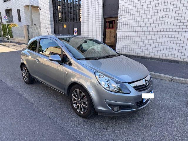 OPEL Corsa usata, con Airbag Passeggero