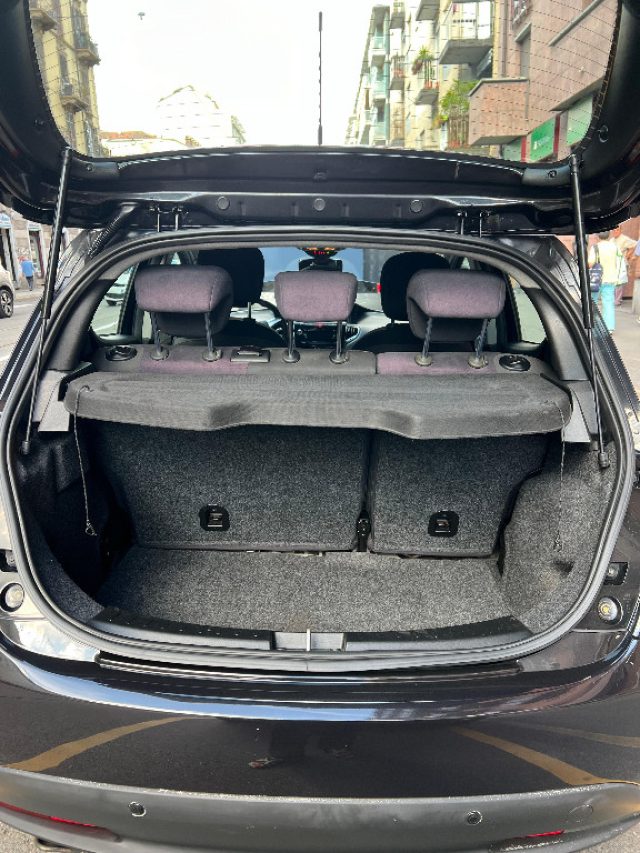 LANCIA Ypsilon usata, con Sensori di parcheggio posteriori