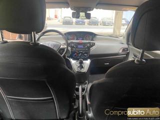 LANCIA Ypsilon usata 32