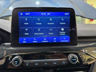 FORD Kuga usata, con USB