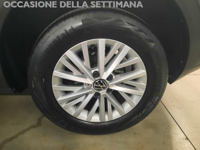 VOLKSWAGEN T-Roc usata, con Autoradio