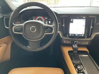 VOLVO V90 Cross Country usata, con Cronologia tagliandi