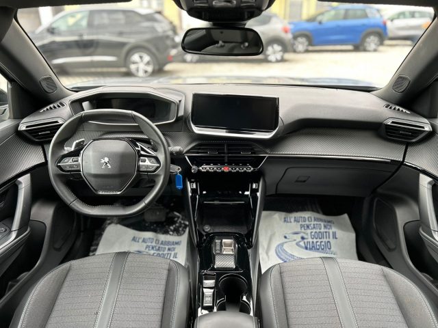 PEUGEOT 2008 usata, con Vetri oscurati