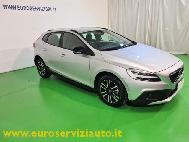 VOLVO V40 Cross Country usata, con ABS