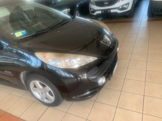 PEUGEOT 207 usata, con Autoradio