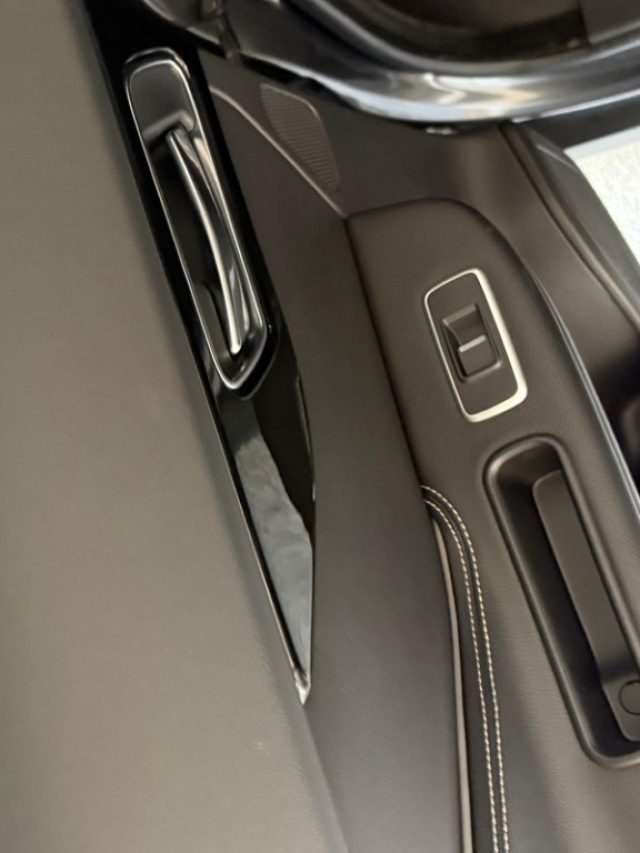 JAGUAR F-Pace usata 13