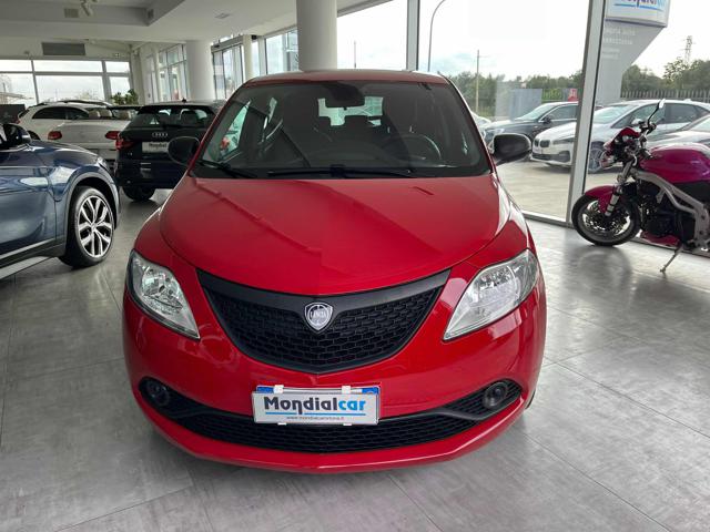 LANCIA Ypsilon usata, con Airbag