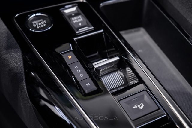 PEUGEOT 3008 usata, con Bluetooth