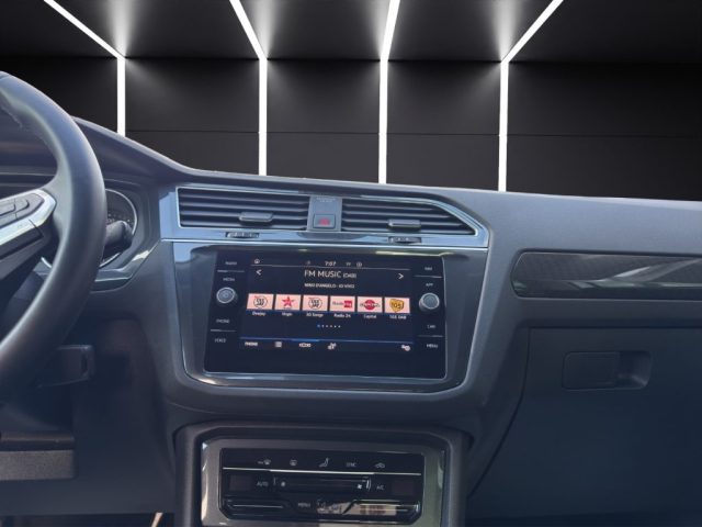 VOLKSWAGEN Tiguan usata, con Touch screen