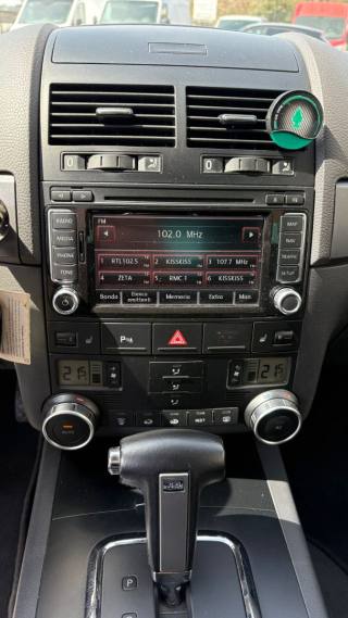 VOLKSWAGEN Touareg usata, con Controllo trazione