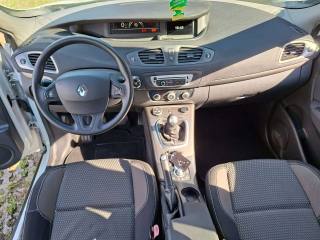 RENAULT Scenic usata, con Chiusura centralizzata