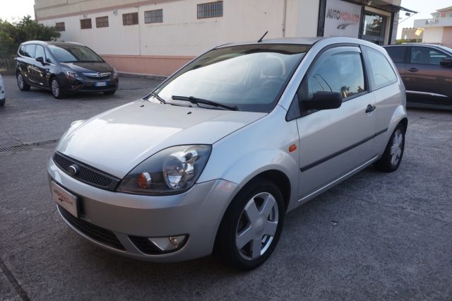 FORD Fiesta usata, con Servosterzo
