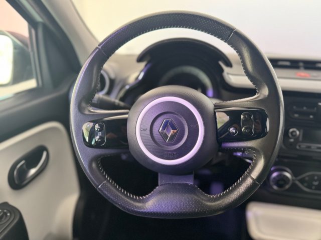 RENAULT Twingo usata 14