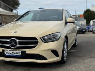 MERCEDES-BENZ B 180 usata, con Chiusura centralizzata