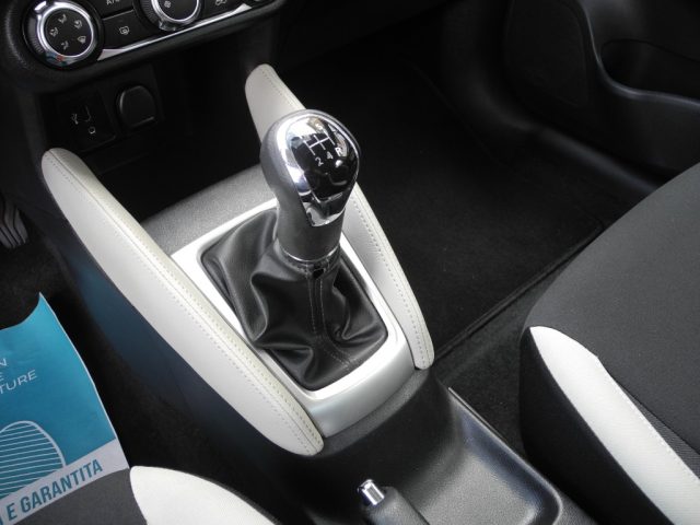 NISSAN Micra usata, con Frenata d