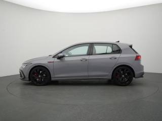 VOLKSWAGEN Golf usata, con Airbag