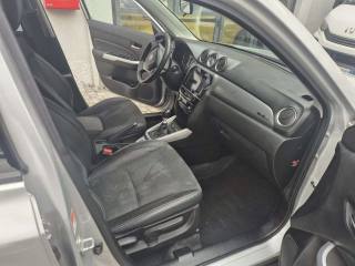 SUZUKI Vitara usata, con Controllo automatico clima