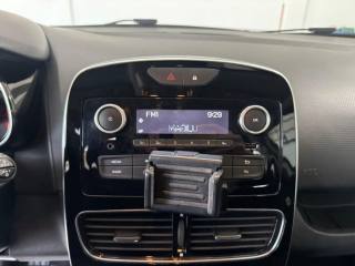 RENAULT Clio usata, con Autoradio digitale
