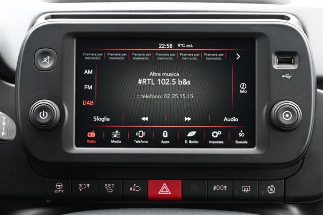 FIAT Panda Cross usata, con USB