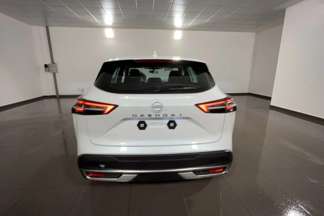 NISSAN Qashqai usata, con Autoradio